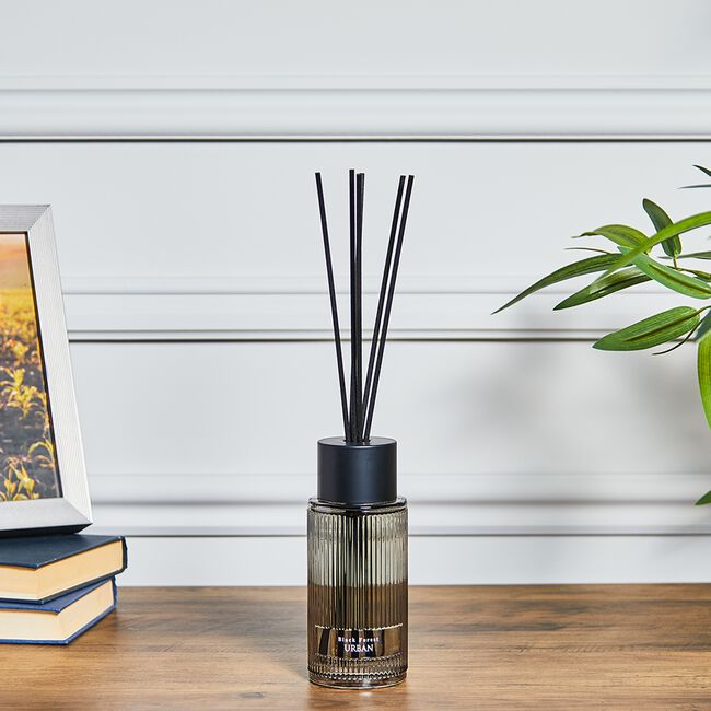 Ambianti Urban Black Forest 190ml Reed Diffuser