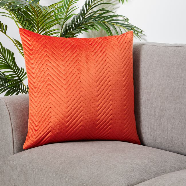 TRIANGLE STITCH TOMATO RED 58x58 Cushion