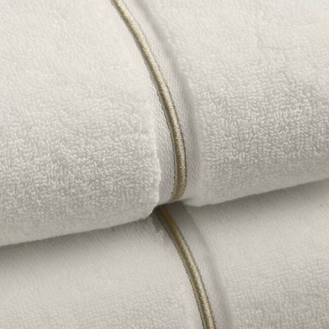 HOTEL LUXURY IVORY 100x150 Bath Sheet