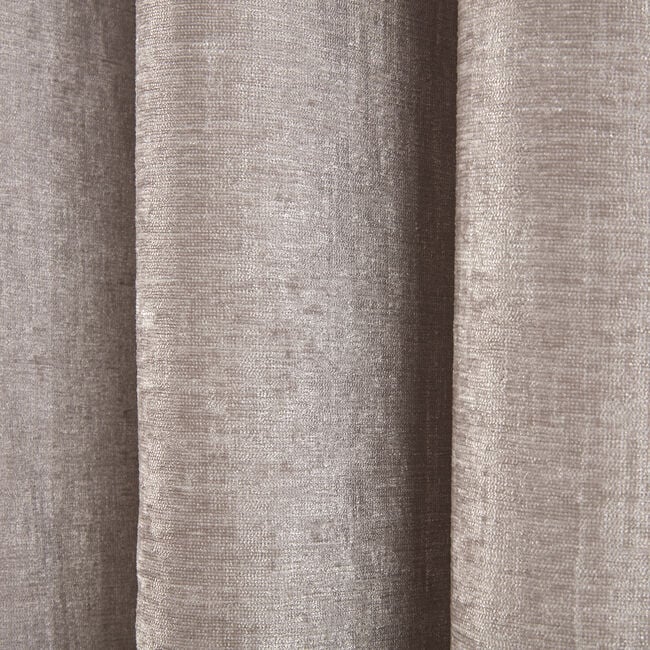 BLACKOUT & THERMAL TEXTURED SILVER 66x54 Curtain