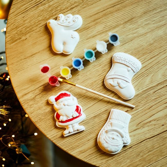 4 Christmas DIY Magnets