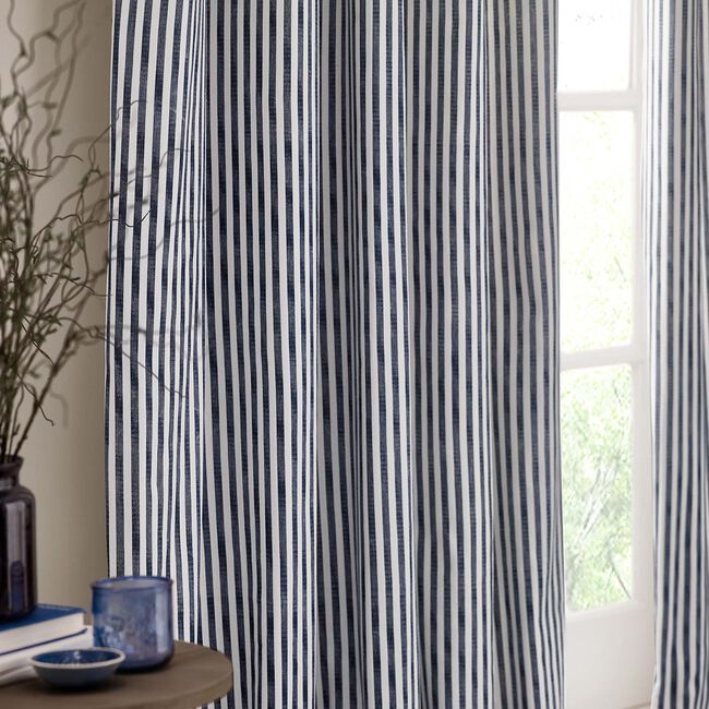 YARD PENCIL PLEAT HEBDEN NAVY  66x90 Curtain