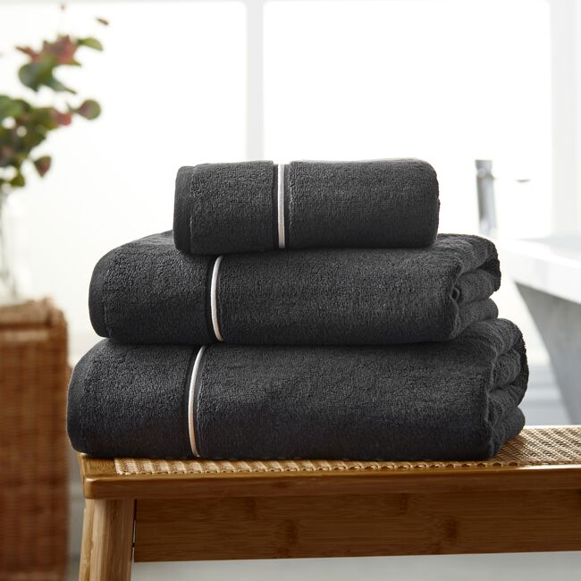 HOTEL LUXURY COMBED 750GSM BLACK 70x130 Bath Towel