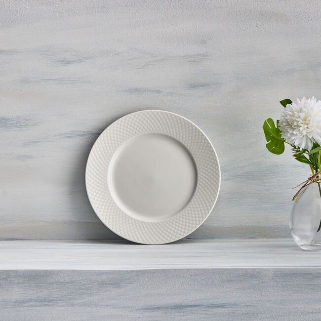 Abney & Croft Embossed Arbor 16 Piece Dinner Set