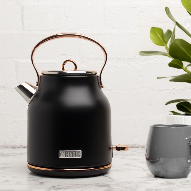 Haden Heritage 1.7L 3KW Black with RoseGold Kettle