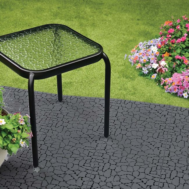 Set of 4 Interlocking Pebble Effect Garden Tiles
