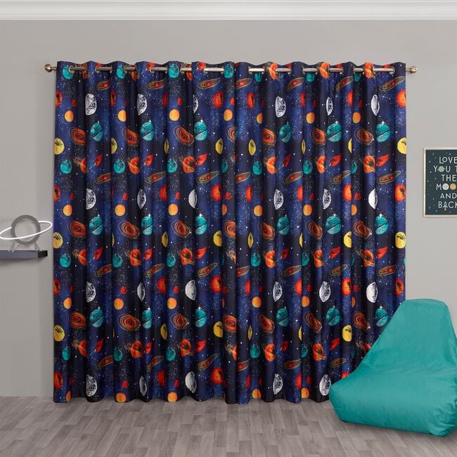 BLACKOUT & THERMAL FAR OUT MULTI  66X54 Curtain