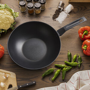 Prestige 9x Stronger Wok 29cm