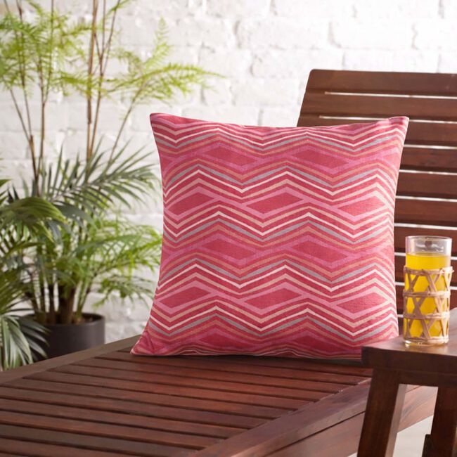 Indoor Outdoor Zag Rust Cushion
