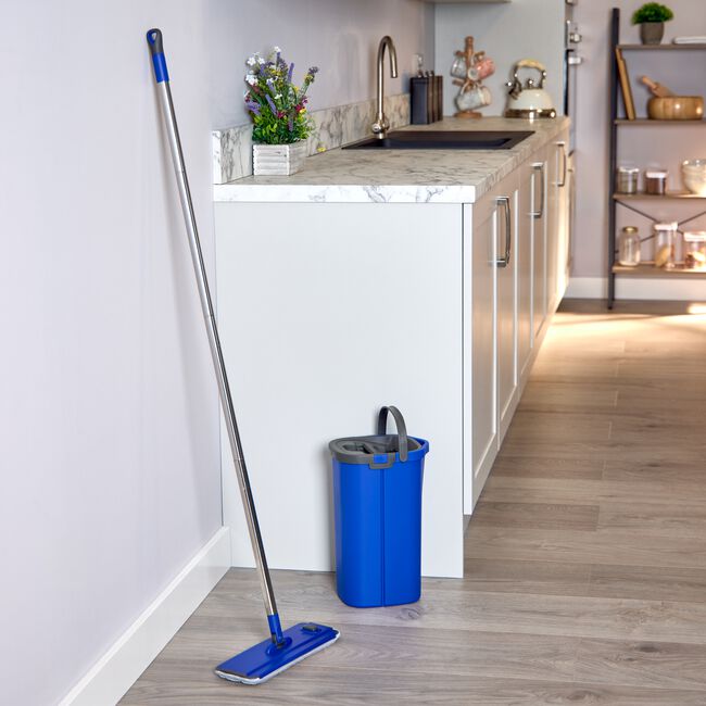 Gleam Clean Compact Mop and Bucket