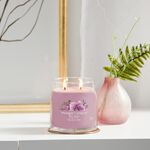 Yankee Candle® Medium Jar - Wild Orchid 