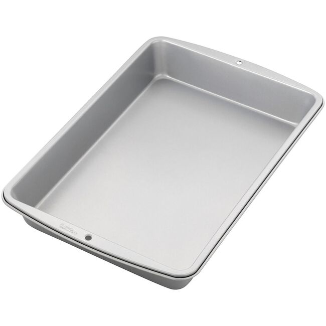 Wilton Recipe Right Oblong Cake Tin 33x22.9cm