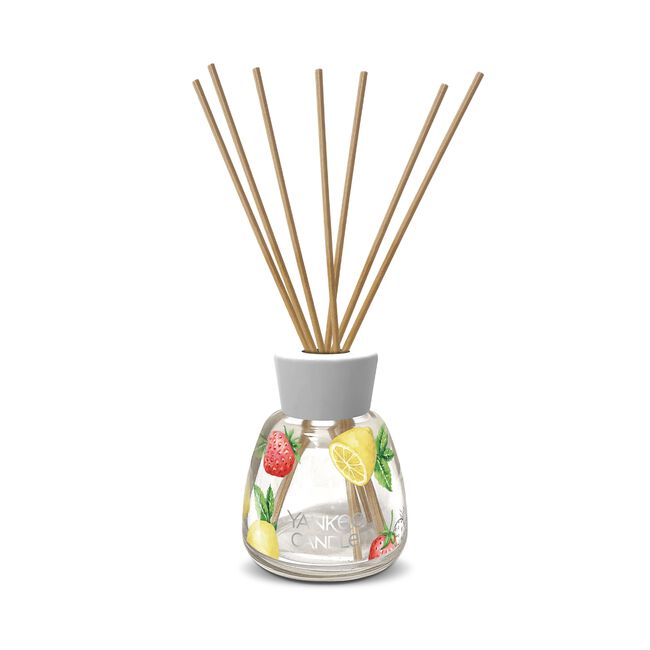 Yankee Candle®Signature Reed Diffuser Berry Lemon