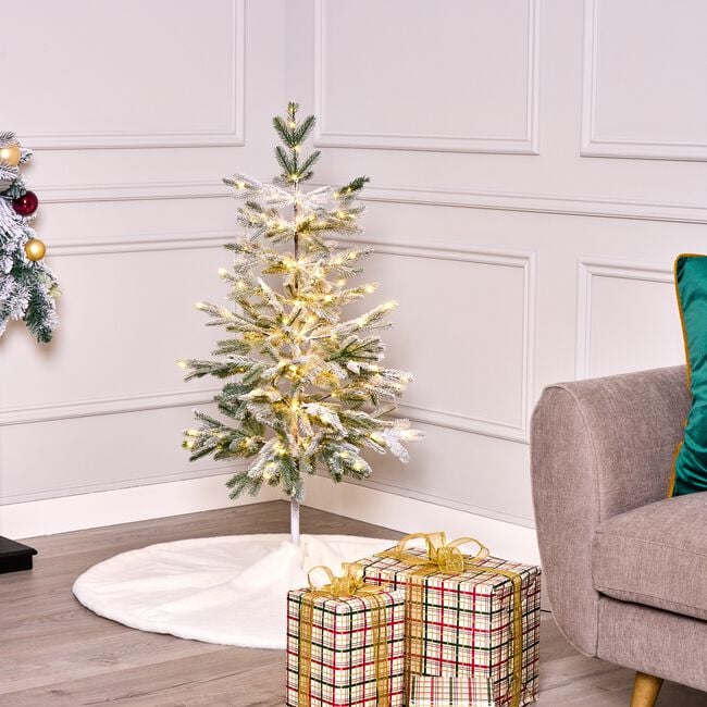 1.2M Warm White Pre-Lit Pine Needle Tree