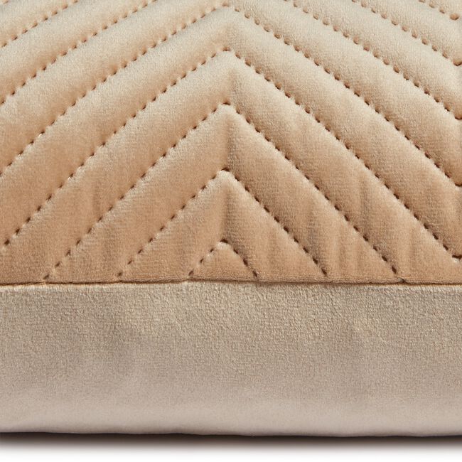 TRIANGLE STITCH SAND 45x45 Cushion
