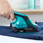 Tower 2 in 1 Hand 1800W Garment Steamer