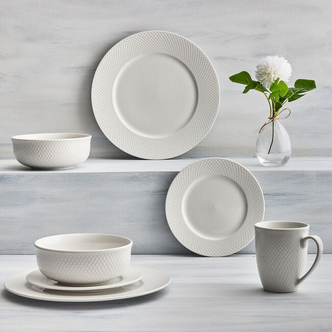 Abney & Croft Embossed Arbor 16 Piece Dinner Set
