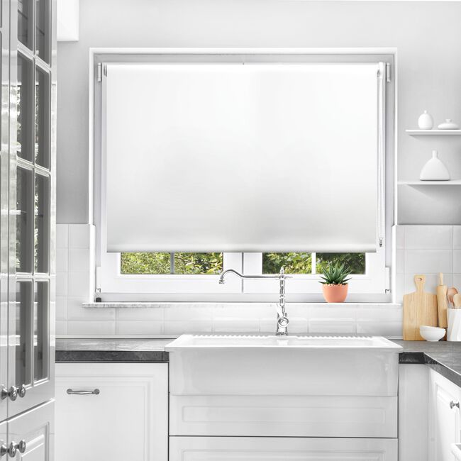 BAILEY & COLE BLACKOUT 180x160cm Roller Blind White