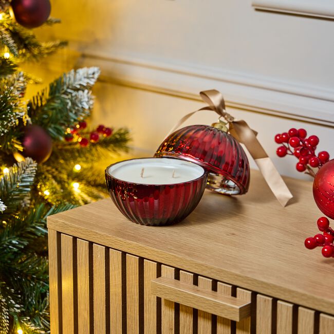 Ambianti Christmas Bauble Red 310g Candle