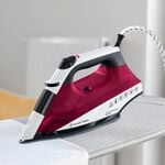 Russell Hobbs Auto Steam Pro 2400W Iron