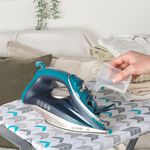 Beldray 2200W Steam Iron