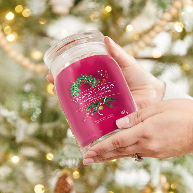 Yankee Candle® Sparkling Winterberry Large Jar