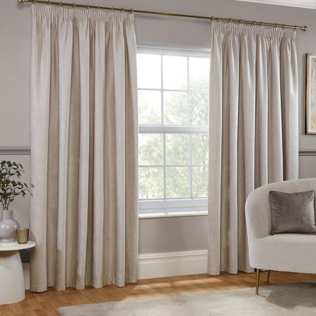 PENCIL PLEAT BLACKOUT & THERMAL TEXTURED SILVER 66x54 Curtain