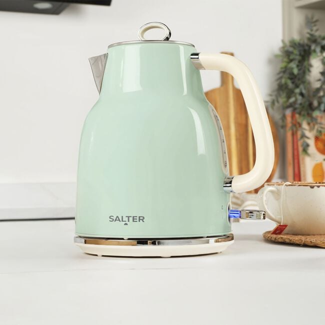 SALTER RETRO GREEN 1.7L Rapid Boil Kettle