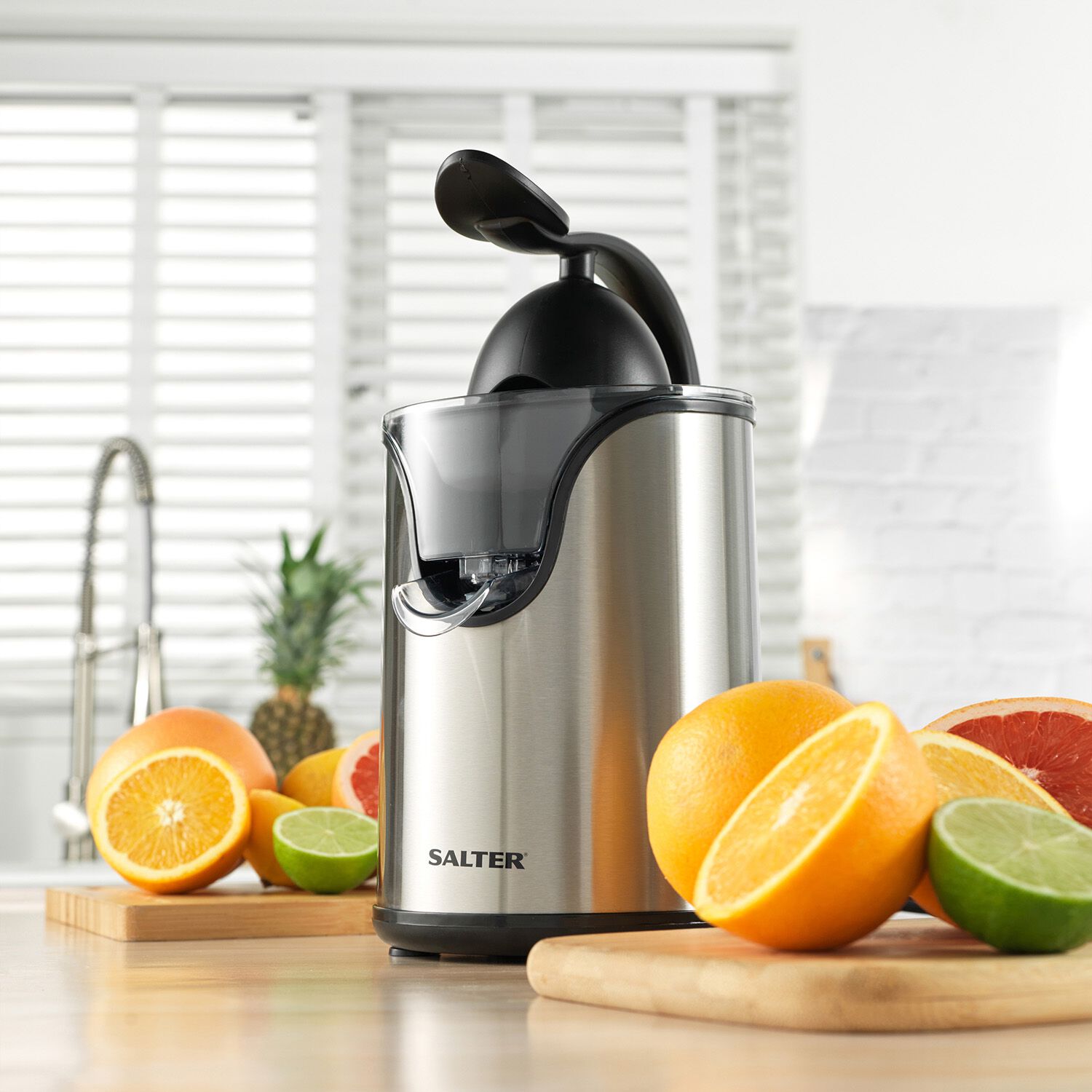 Buy Salter Electric Citrus Juicer With Interchangeable