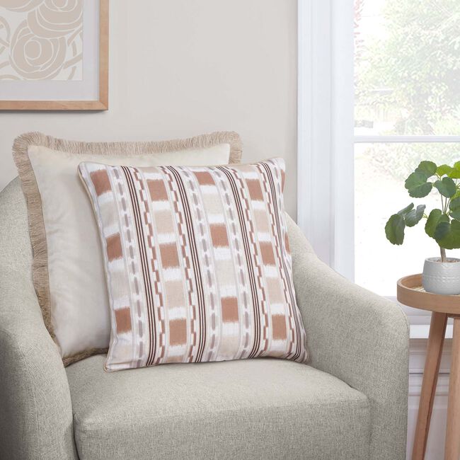 ELLEN FRINGE IVORY 45x45 Cushion