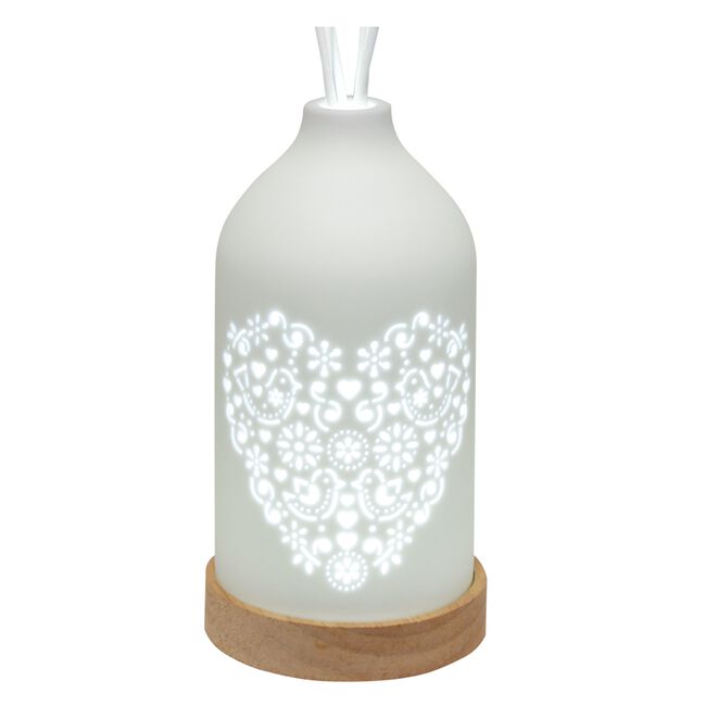 Woodbridge LED Ceramic Reed Diffuser Heart
