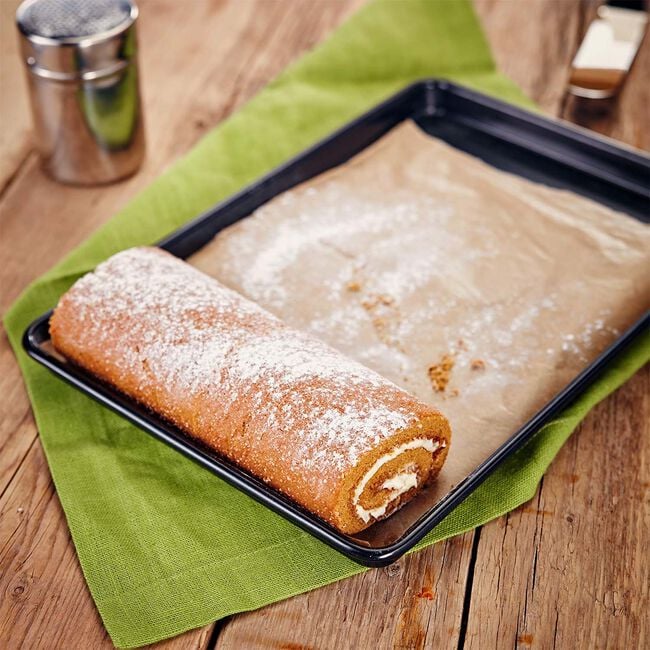 Stellar Non-Stick Swiss Roll Baking Tray 33x23x2cm