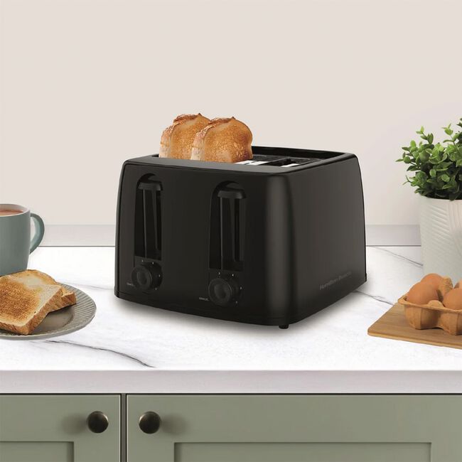 HAMILTON BEACH ESSENTIALS BLACK 4 Slice Toaster