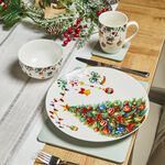 Love Christmas Tree Mug