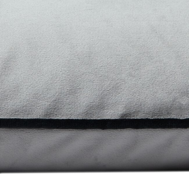 NAOMI SILVER 45X45 Cushion