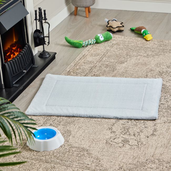 Lightweight Plush Pet Mat