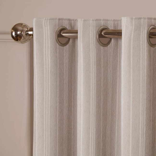 BLACKOUT & THERMAL STRIPE SAND 66x54 Curtain