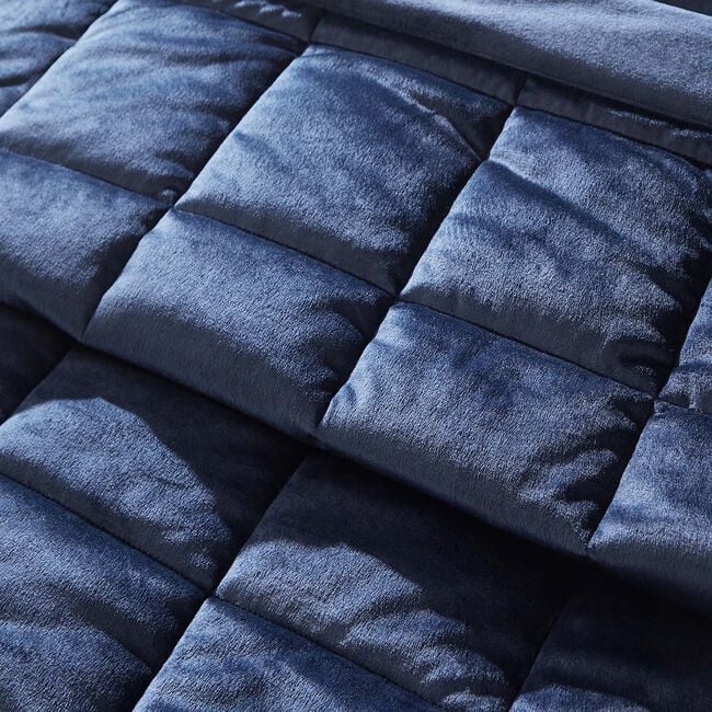 CATHERINE LANSFIELD KINGSLEY MATT VELVET NAVY 200x220 Bedspread