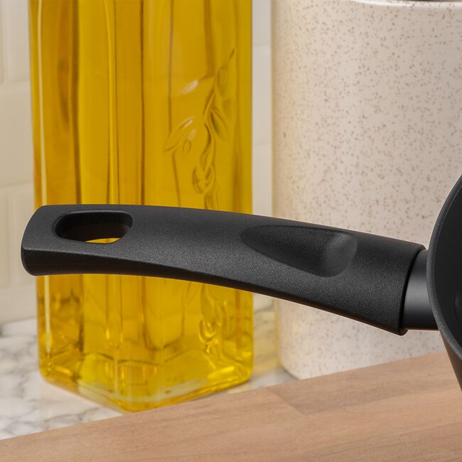 Prestige Heavy Weight 3.8L Saucepan With Lid 20cm