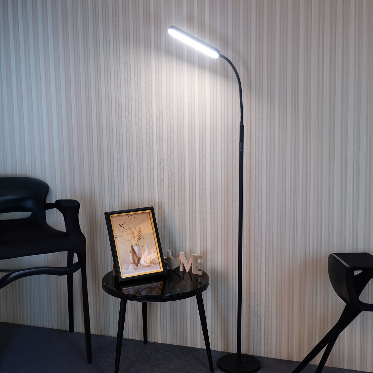 Carragh LED Floor Lamp