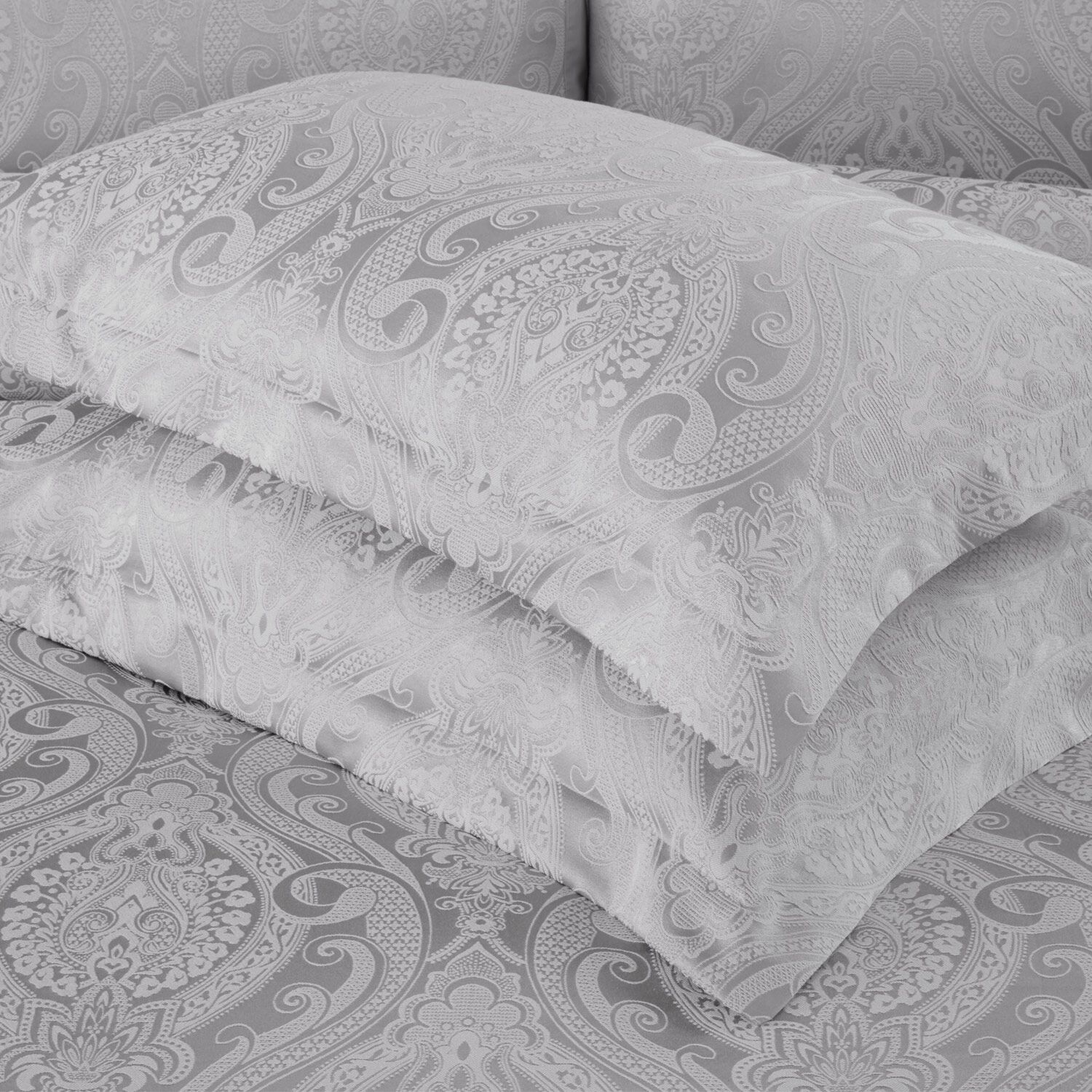 Channonrock Jacquard 200TC Pillowcase Pair