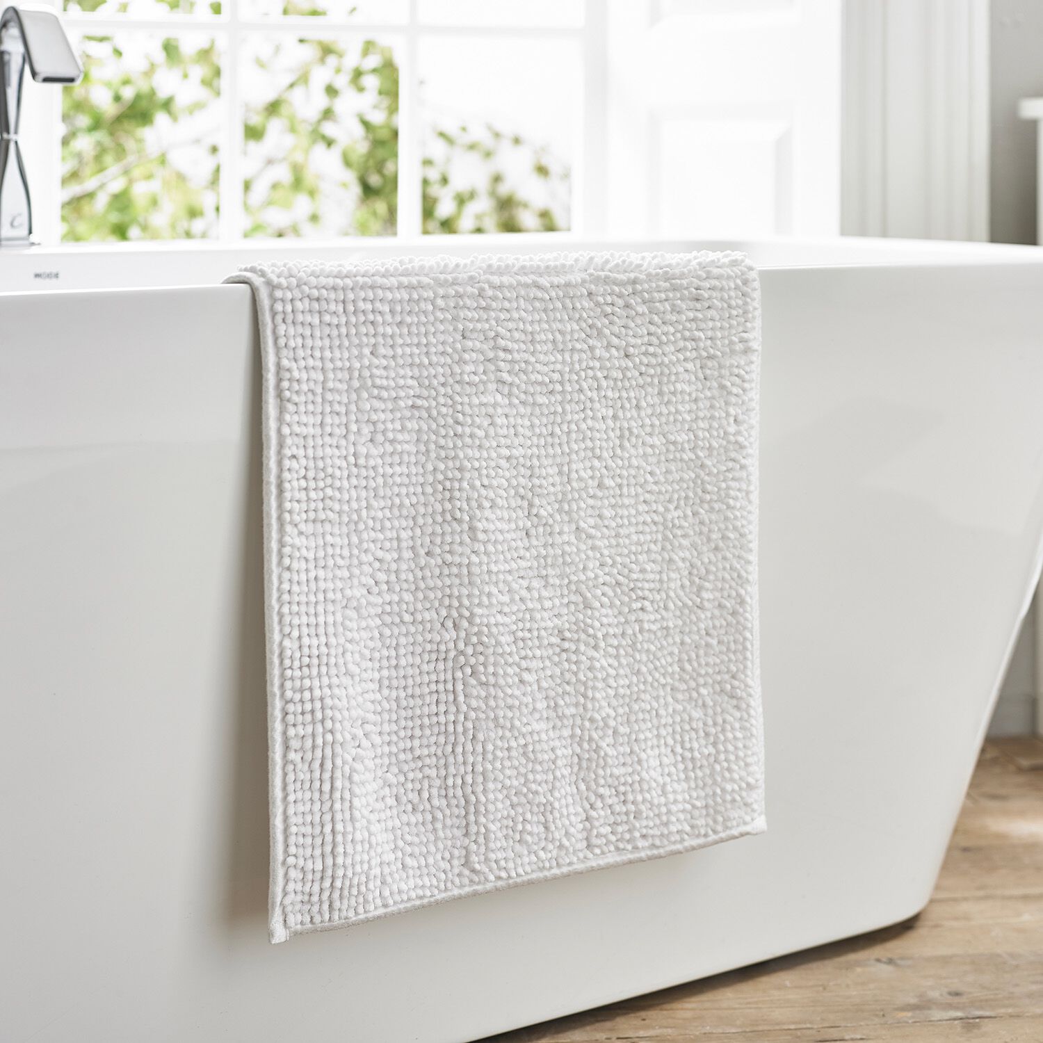 DEYONGS 1000GSM MICROFIBRE BOBBLE WHITE Bath Mat