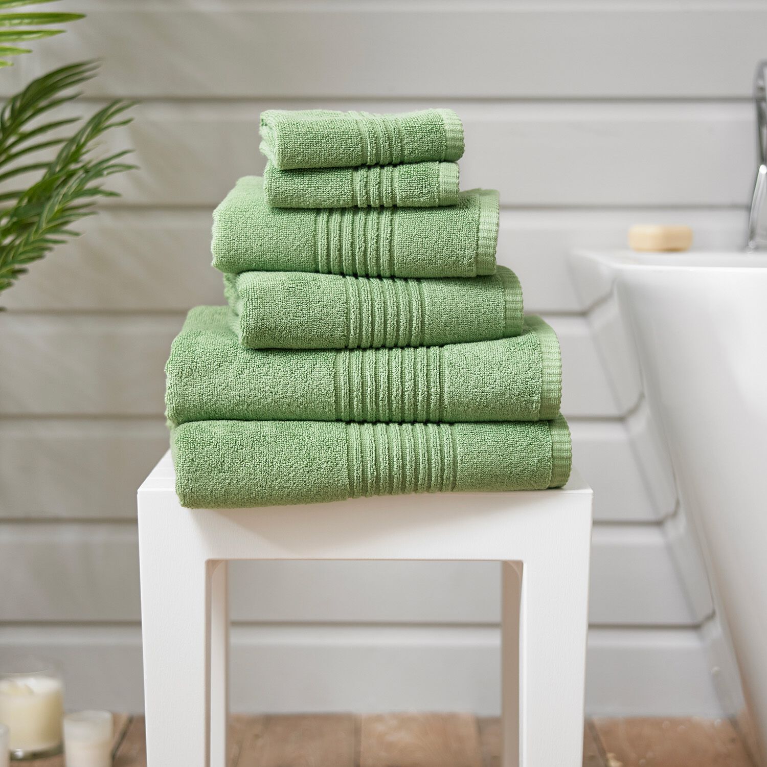 DEYONGS 450GSM ZERO TWIST FERN Hand Towel
