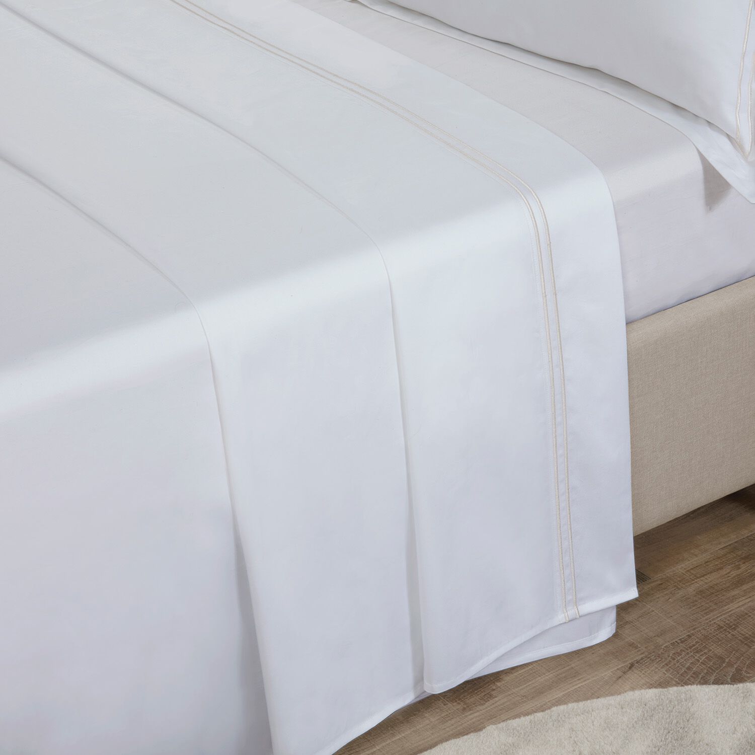 SKS FLAT SHEET Double Stitch Gold 500tc