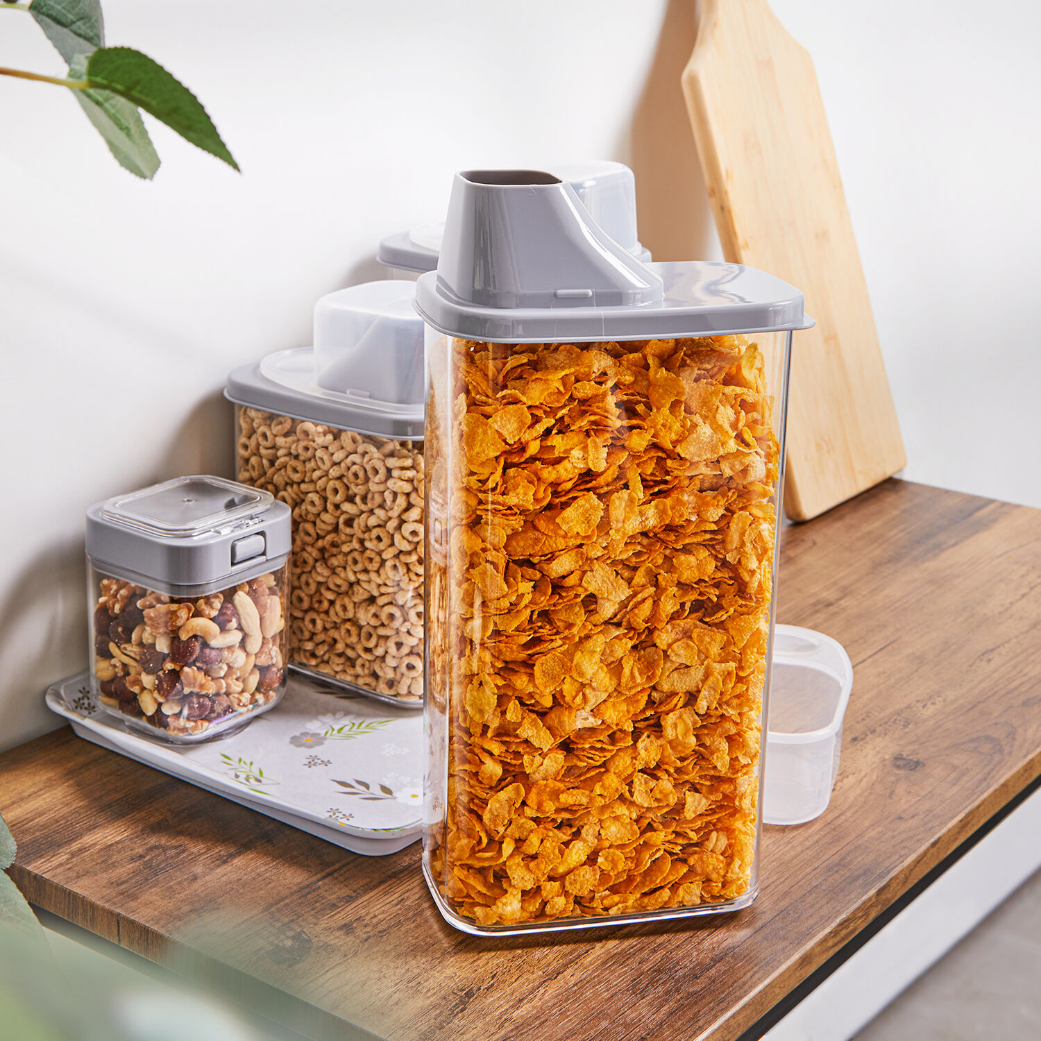 Felli Cereal Dispenser With Scooping Cup 2.8L