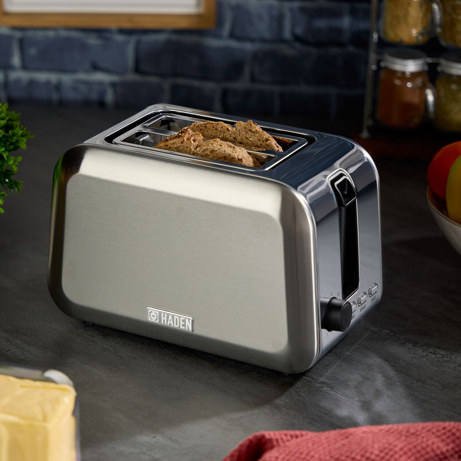 Haden Stoke 2 Slice Toaster