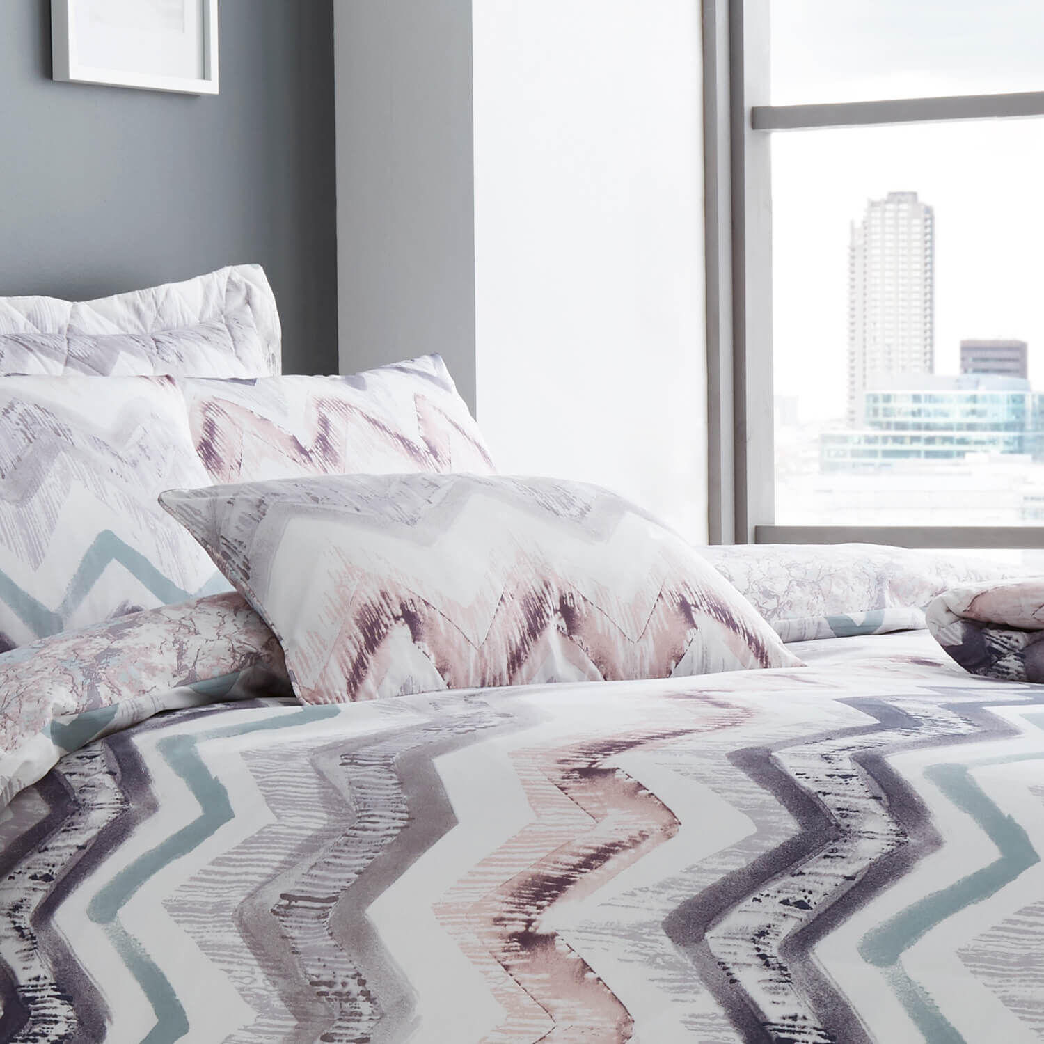 Hannah Grey/Blush Cushion 30x50cm