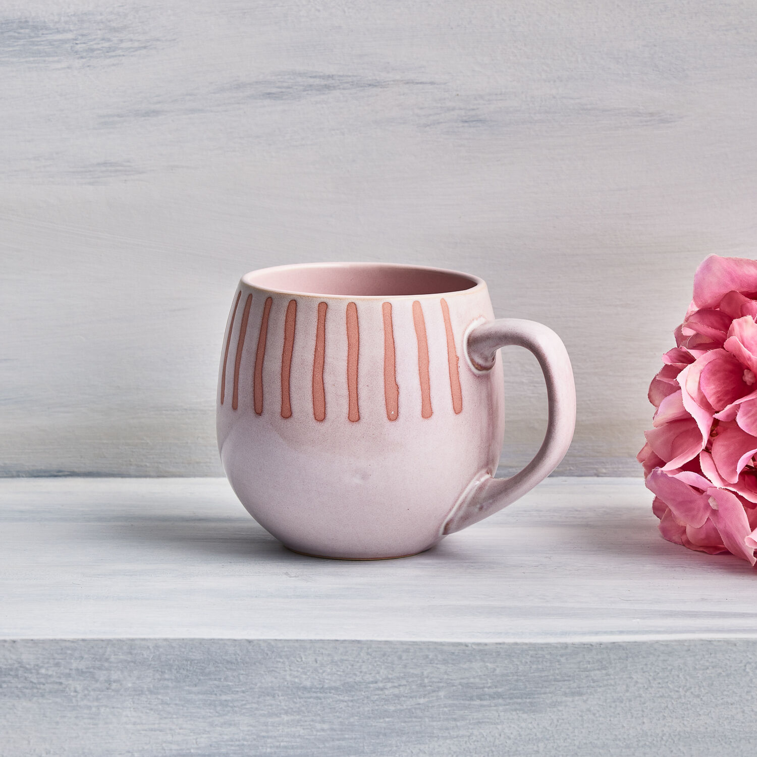 Heritage Hug Line Mug - Pink