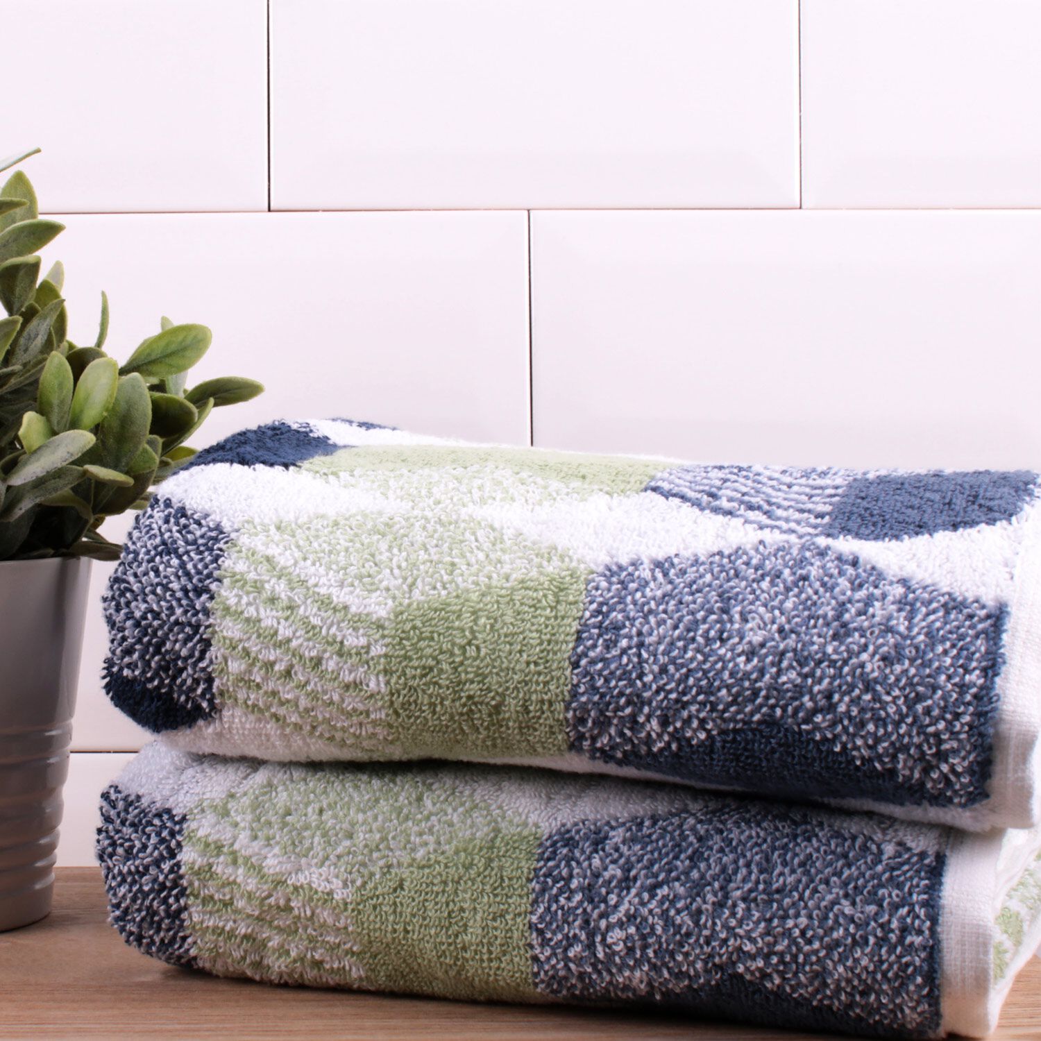 HEXAGON NAVY Bath Towel