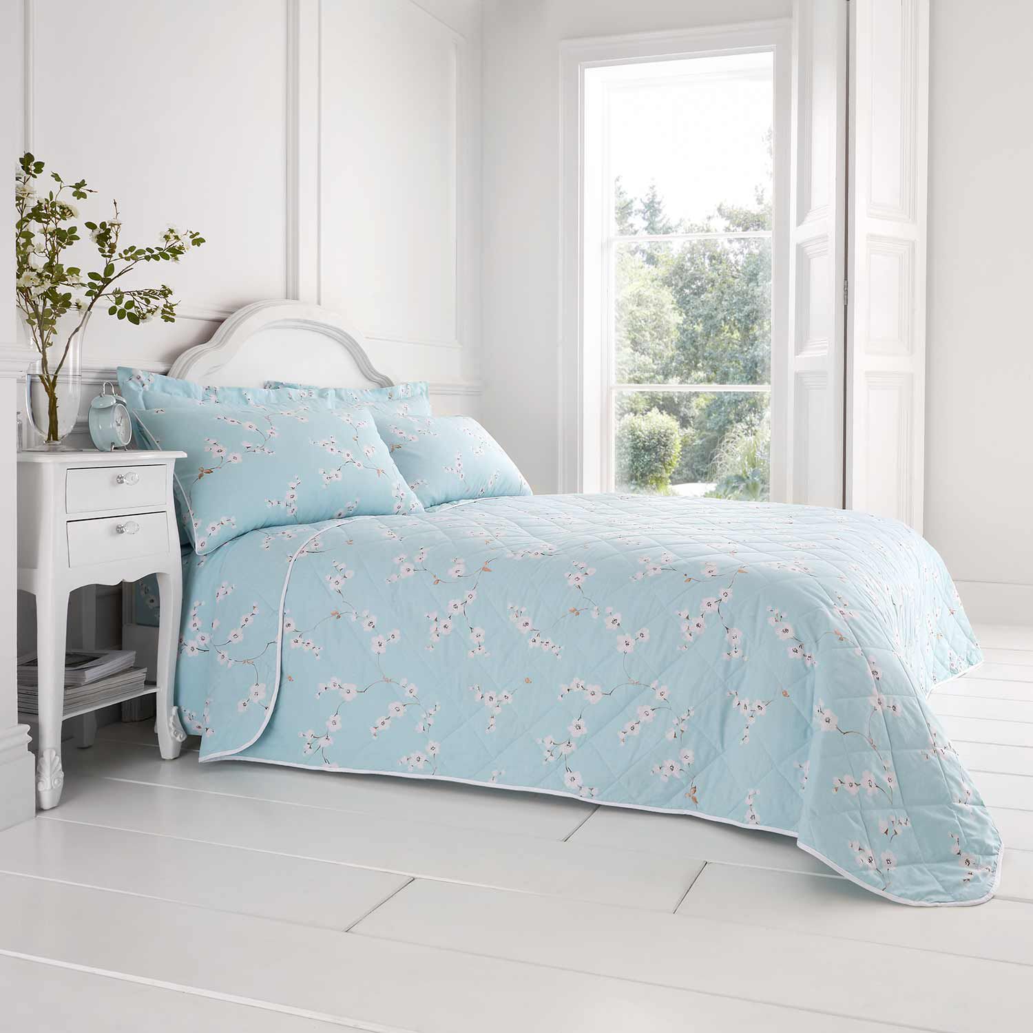 Nicole Day Blossom 200cm x 220cm Bedspread - Blue